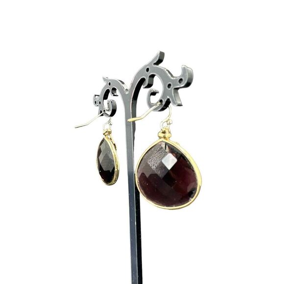 Purple Faceted Glass Teardrop Dangle Earrings over Gold Plated - Picture 5 of 7